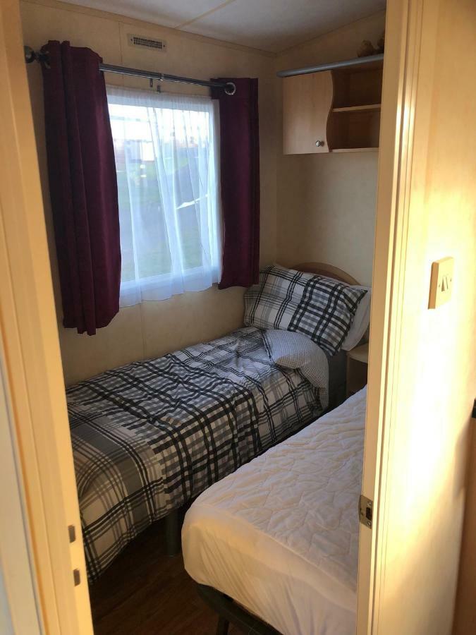 Static Caravan Sea Views Perranporth Bagian luar foto